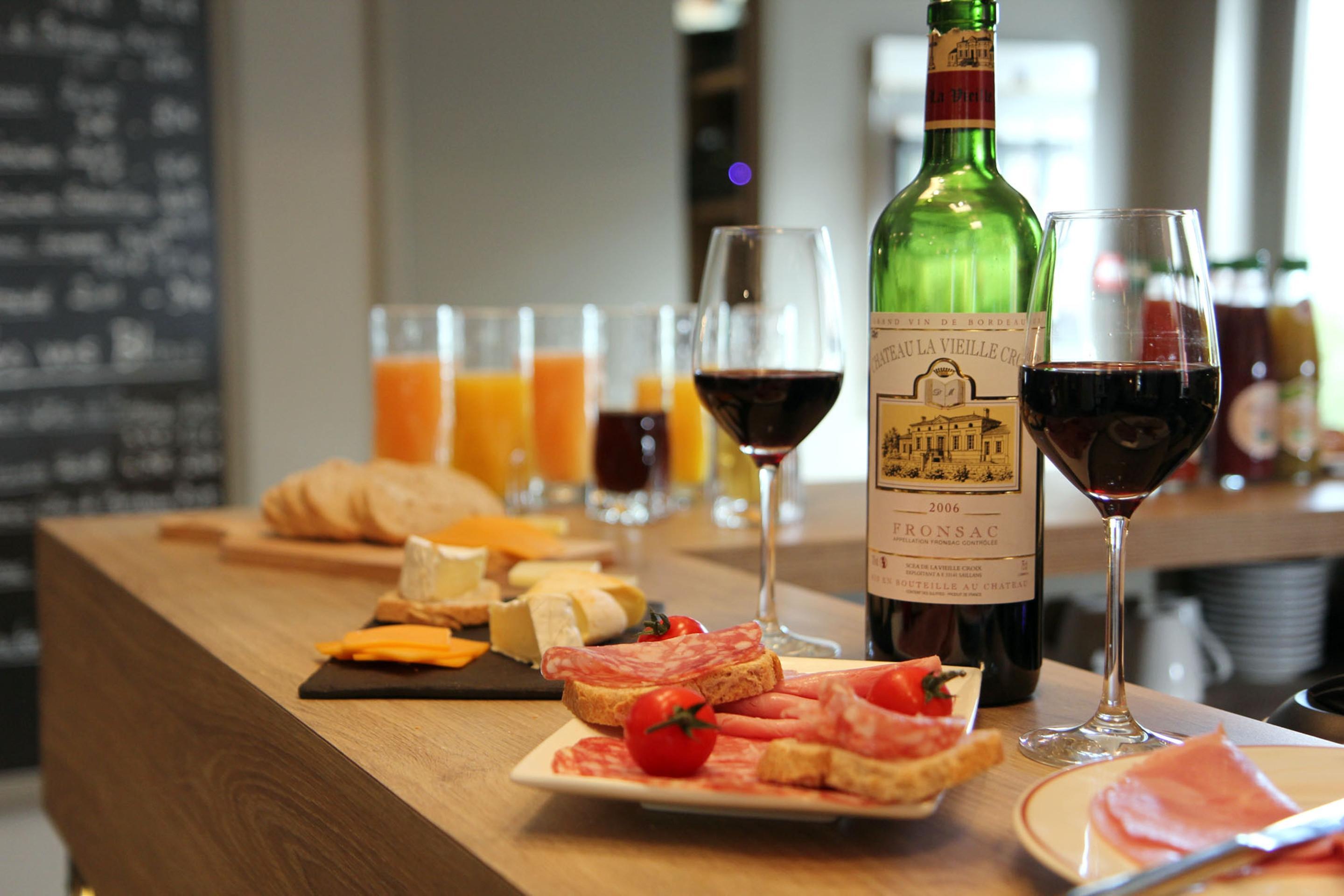 Best Western Plus Bordeaux Gare Saint-Jean Esterno foto